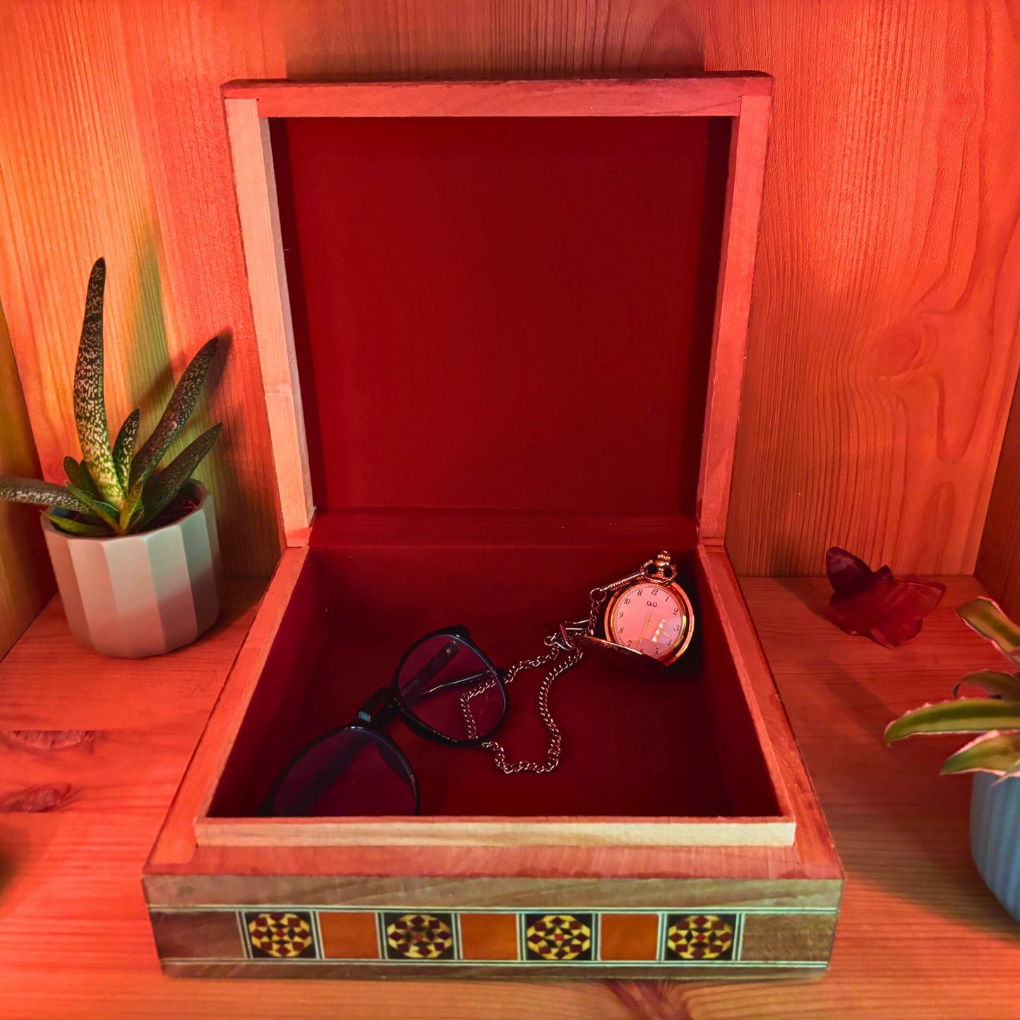 Boîte Damasquinée – Œuvre Artisanale pour Bijoux et Souvenirs