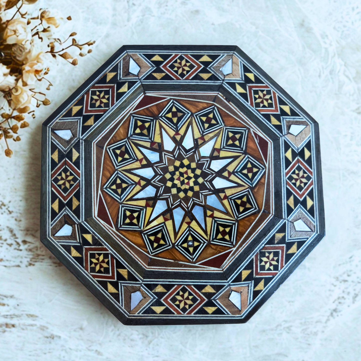 Elegant Octagonal Damascene Mosaic Box – Handcrafted Wood & Mother of Pearl Inlay