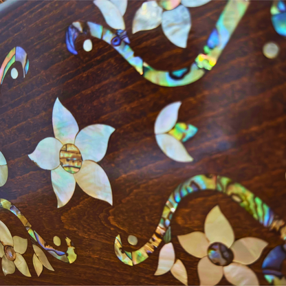 Sham – Luksusowa Torebka Damasceńska z Kwiatową Masą Perłową i Brokatową Podszewką