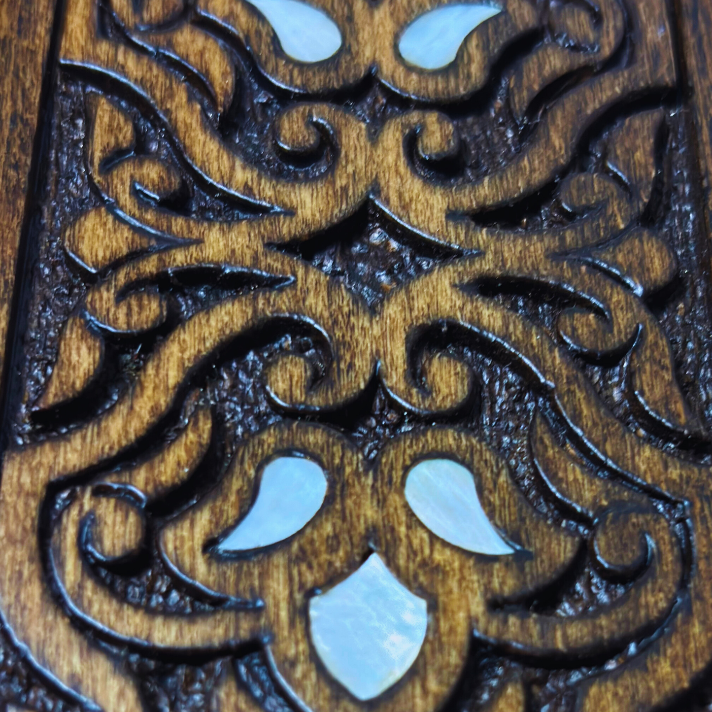 El Oyma Lüks Şam Kutusu – Sedef & Kadife Zarafeti