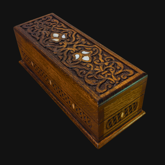 Scatola di Lusso Intagliata a Mano – Madreperla & Velluto