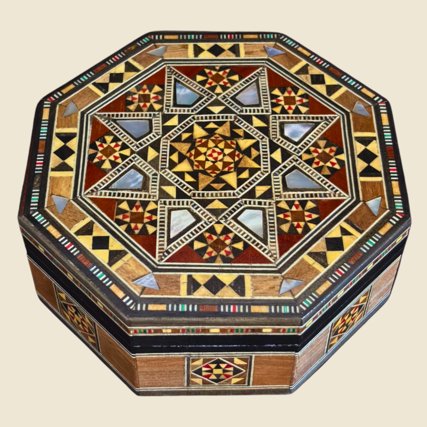 Scatola Artigianale in Mosaico Damasceno – Madreperla e Velluto
