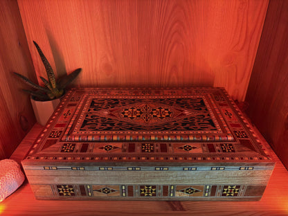Élégante grande boîte en mosaïque – Coffret en bois fait main pour bijoux et souvenirs, doublé de velours